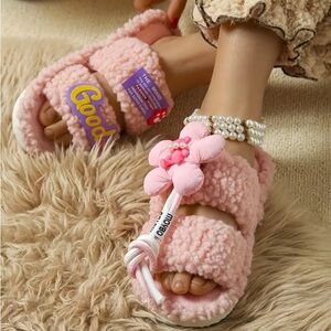 {NEW} Women's Kawaii Cozy Pink Plush Slippers US Size 7.5-8